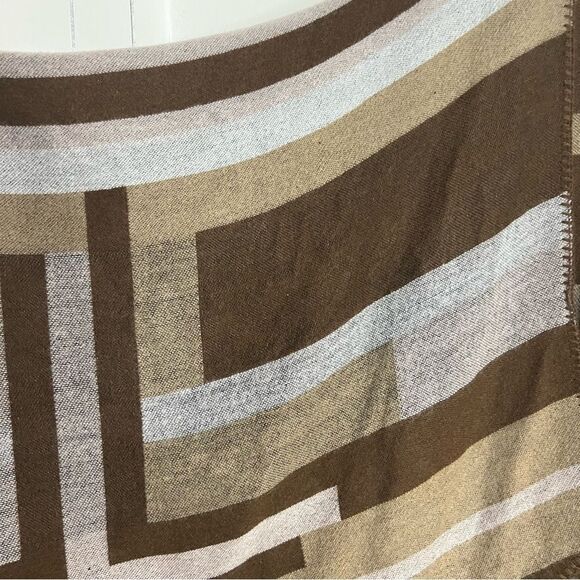Cake & Roses Brown Stripe Soft Boho Poncho - Picture 2 of 5